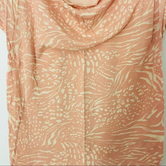H&M Dusty Pink Animal Print T-Shirt - Picture 3 of 3